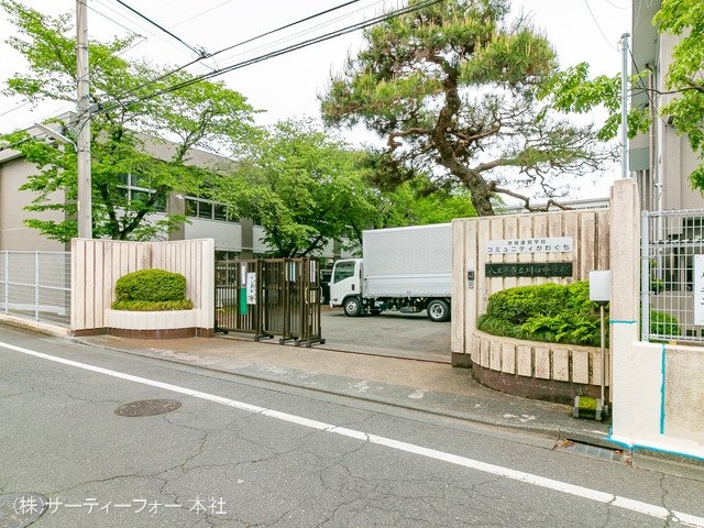 八王子市立川口中学校 撮影日(2022-04-27) 1330m