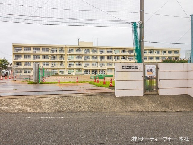 町田市立成瀬台中学校 撮影日(2021-09-17) 600m