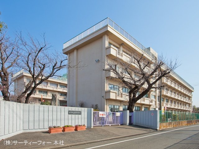 座間市立栗原中学校 撮影日(2022-03-11) 700m