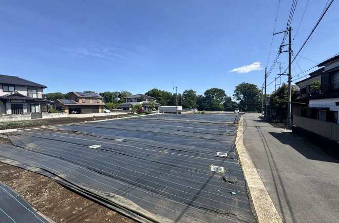 【中津】全5区画の開発分譲地 南道路に面する建築条件無し売地 No.1