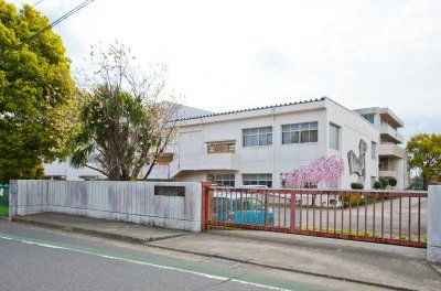 愛川東中学校