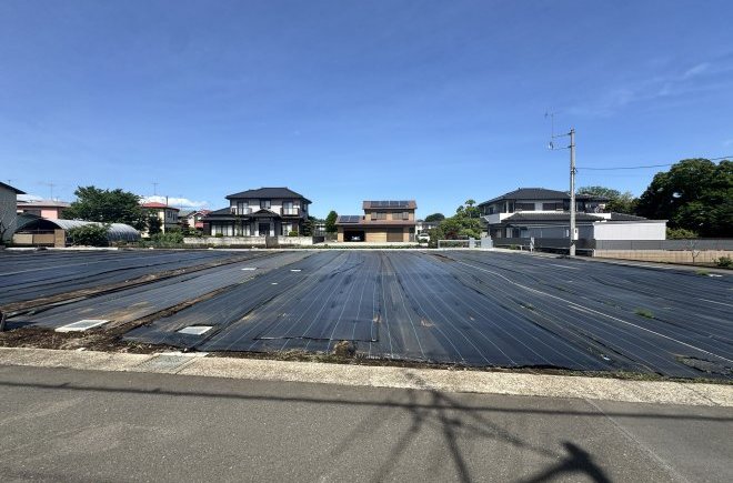 【中津】全5区画の開発分譲地 南道路に面する建築条件無し売地 No.4