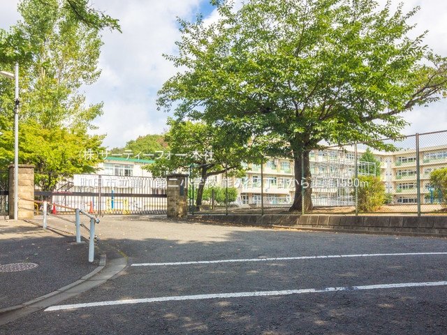 町田市立鶴川第二小学校 撮影日(2021-07-29) 1590m