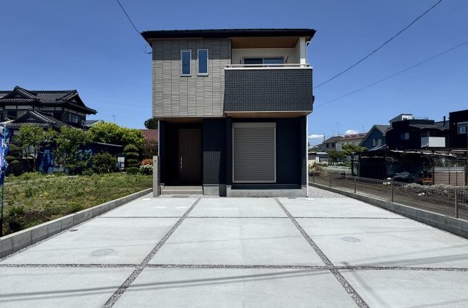 【中津】耐震等級３取得 敷地面積150㎡超 3台並列駐車できる新築戸建て