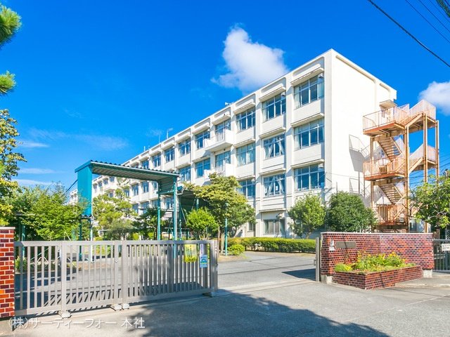 八王子市立片倉台小学校 撮影日(2021-08-06) 800m