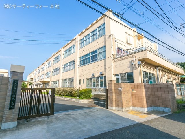 八王子市立由木東小学校 撮影日(2021-08-27) 480m