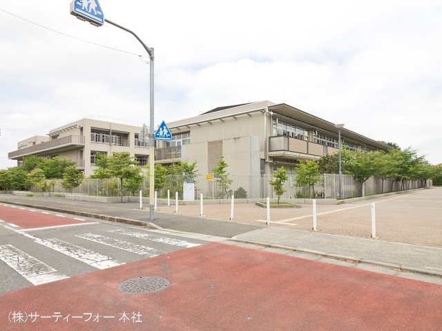町田市立図師小学校 撮影日(2020-06-24) 300m