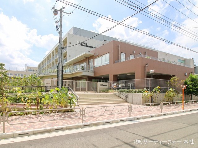 八王子市立いずみの森義務教育学校中学校 撮影日(2022-09-05) 1200m