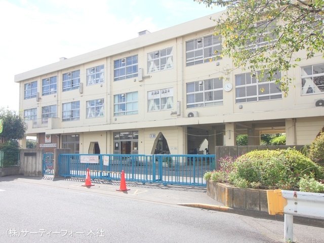 相模原市立大野台中央小学校 撮影日(2022-10-11) 720m
