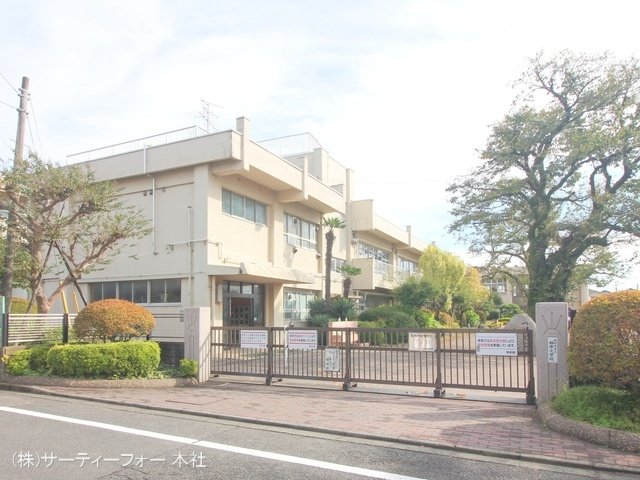 相模原市立相原小学校 撮影日(2022-10-11) 830m