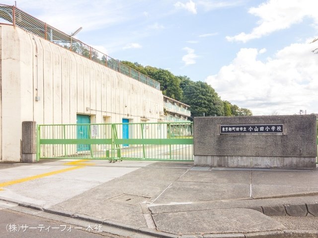 町田市立小山田小学校 撮影日(2021-10-21) 800m