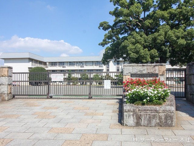 相模原市立新磯小学校 撮影日(2022-09-27) 980m