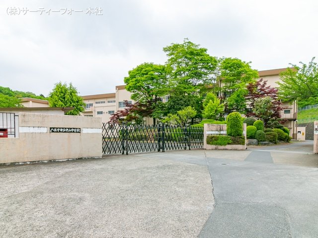 八王子市立中山中学校 撮影日(2022-04-26) 1000m