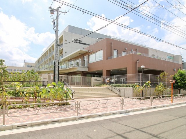 八王子市立いずみの森義務教育学校中学校 撮影日(2022-09-05) 1100m