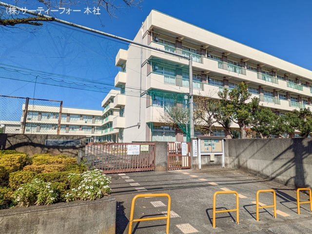 町田市立山崎小学校 撮影日(2024-11-13) 450m