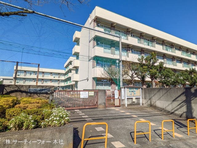 町田市立山崎小学校 撮影日(2024-11-13) 450m