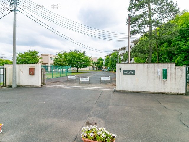 八王子市立中野北小学校 撮影日(2022-05-31) 320m