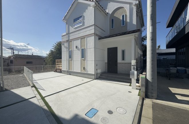 南向きのウッドデッキ付き新築戸建て 上溝１丁目6期 16号棟