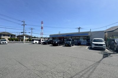 ローソン上依知店