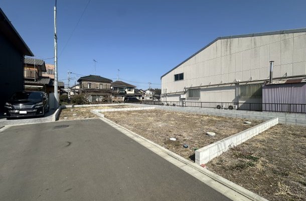 開発道路に面した整然とした区画