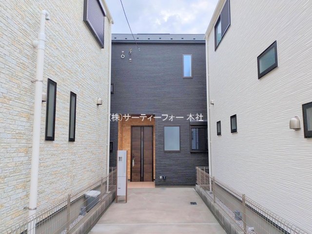 座間市立野台2丁目 B号棟