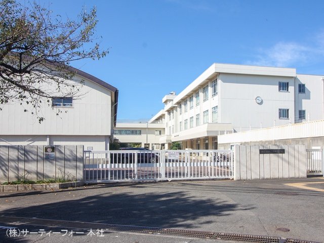 相模原市立新町中学校 撮影日(2022-10-04) 1600m