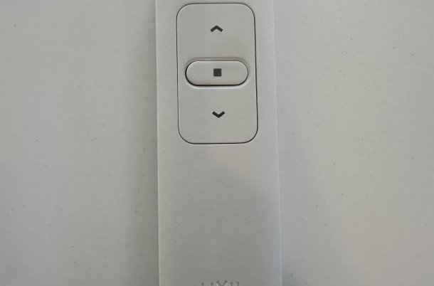 全室電動シャッターつき