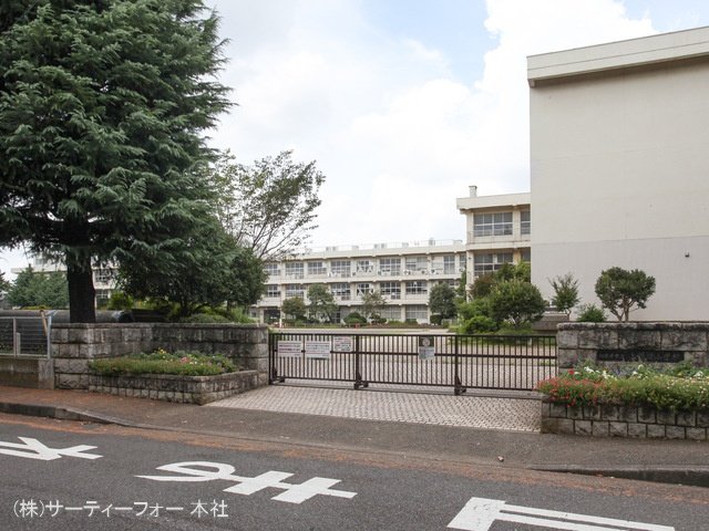 相模原市立上鶴間小学校 撮影日(2024-08-19) 650m